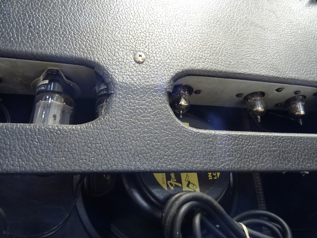 (40 Watts) Ampli Guitare a Lamp Fender Hot Rod Deluxe - Image 4