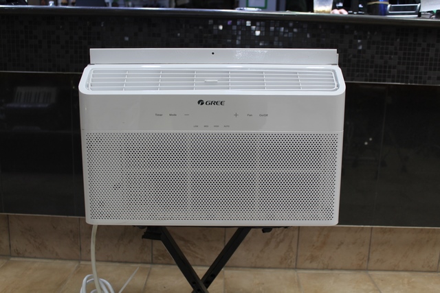 (8000 Btu) Climatiseur murale no tc gree gj08bu-a6nrnj2a - Image 1