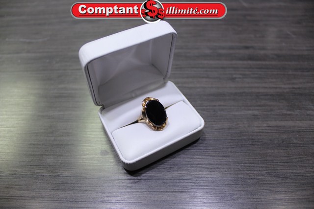 Bague avec pierre noire 11z4-2 Or jaunes