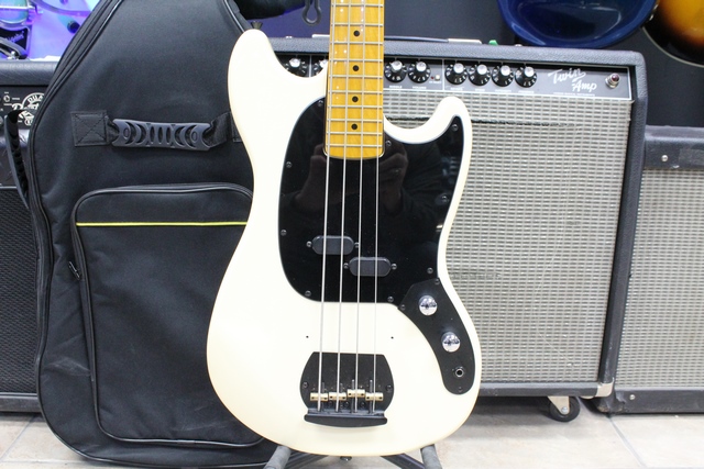 Basse 3/4 (Short scale) Fender Partcaster  (Starcaster + Mustagne Classic Vibe 60s) - Image 3