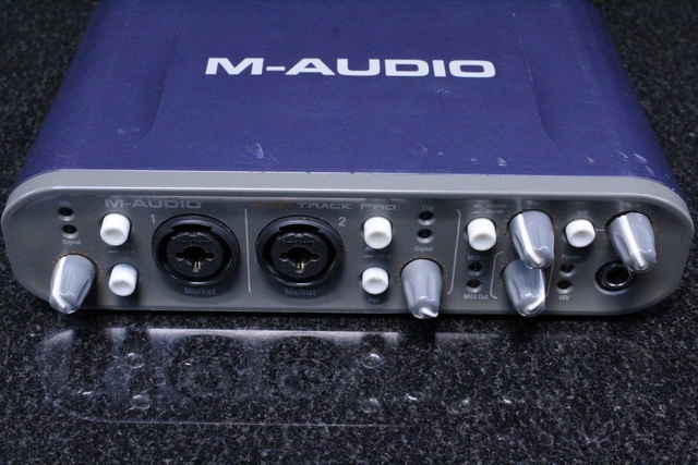 Carte de son externe M-Audio Fast track pro - Image 3