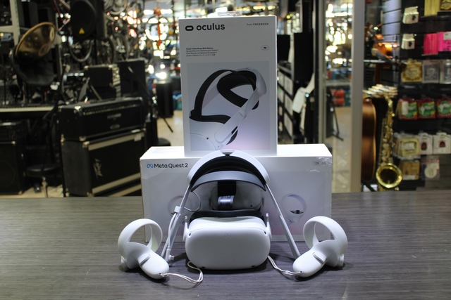 Casque VR Meta Quest 2 + batterie Meta Kw49cm - Image 1