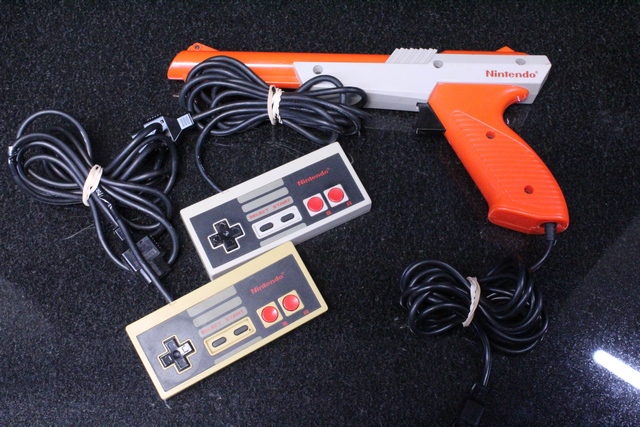 Console NES + 2 Manettes + Zapper + Mario Bros Duck Hunt Nintendo nes-001 - Image 2