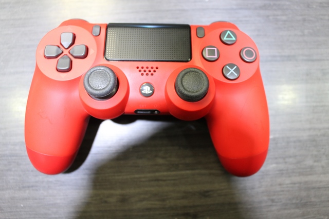 Console PS4 1TO + acc SONY cuh-2215b - Image 3
