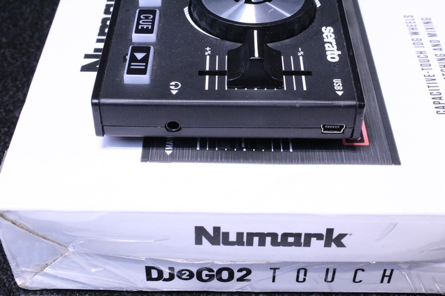 Console Portable DJ Numark dj2go2 Touch - Image 4