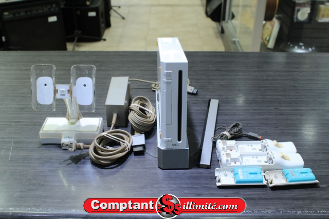 Console Wii + 2 manettes + acc nintendo rvl-001