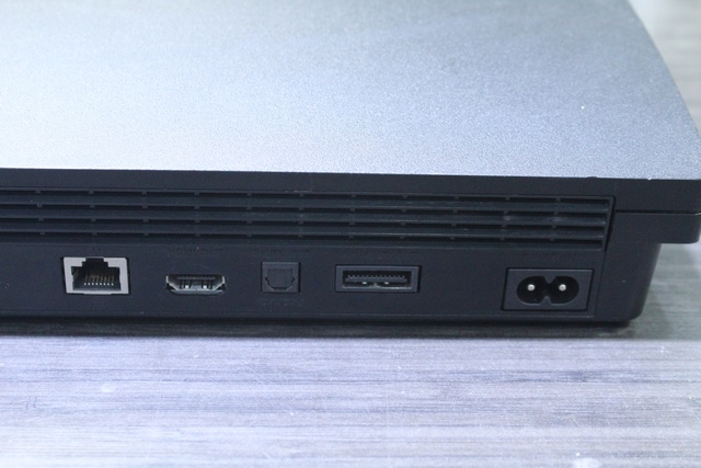 Console ps3 320 go +manette sony cech-3001b - Image 2
