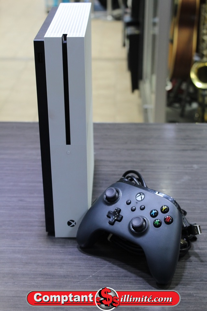 Console xbox one s 500gb (vendu en digital + manette pas officielle) + acc MICROSOFT 1681