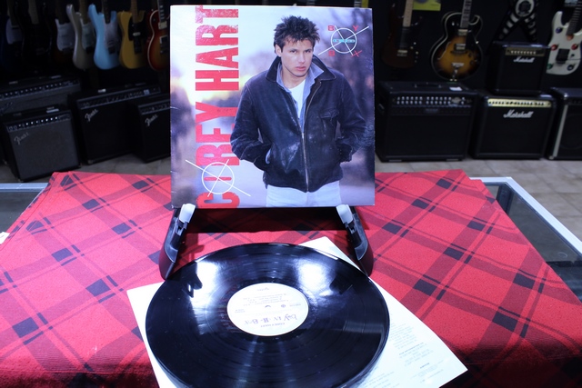 Corey Hart Boy in a Box Aquarius Record vinyle - Image 2