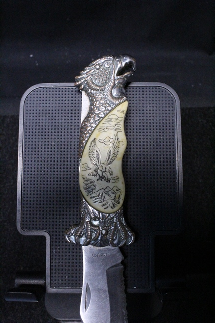 Couteau de Poche Tête D aigle Décoratif China Stainless - Image 2