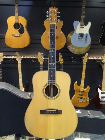 GUITARE ACOUSTIQUE RICHARD N69