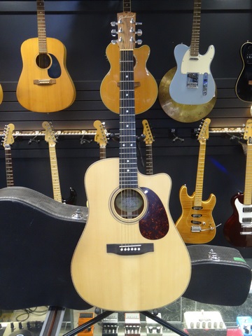 GUITARE ELECTRO ACOUSTIQUE RICHARD N17