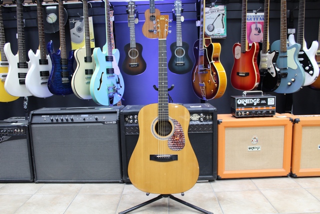 Guitar Acoustic Hondo H-125