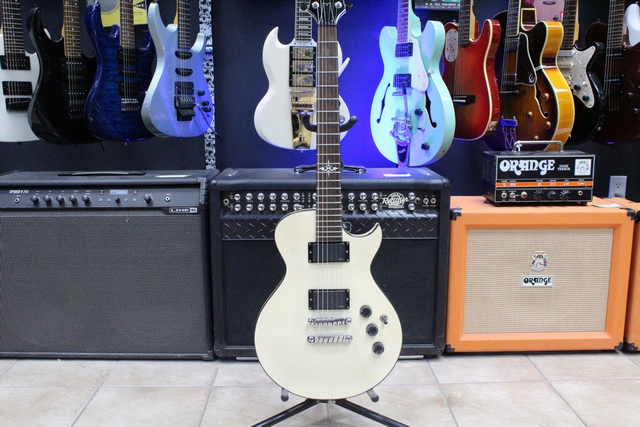 Guitare Electrique Ibanez ART100