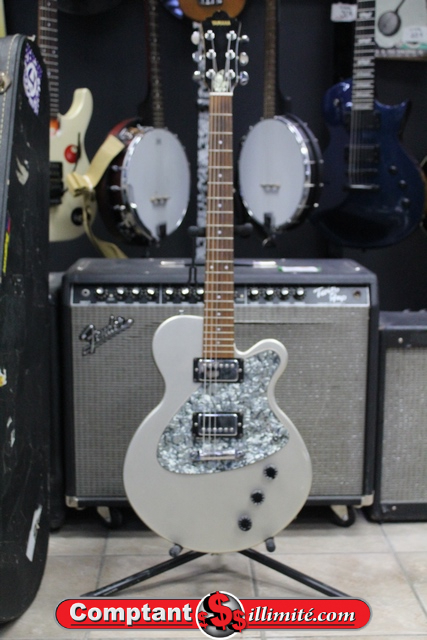 Guitare Electrique Yamaha AES 500 - Image 1