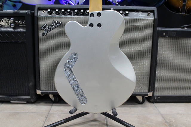 Guitare Electrique Yamaha AES 500 - Image 4
