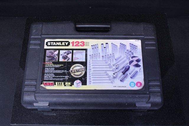 KIT DE DOUILLE ET RACHET 123 PIECES STANLEY 94-374 - Image 4