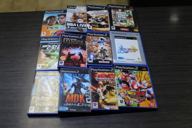 Lot de 13 jeux PS2 PAL Sony