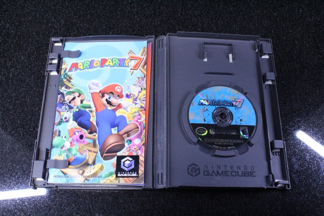 Mario Party 7 Microphone Bundle (CIB) Nintendo Gamecube - Image 3