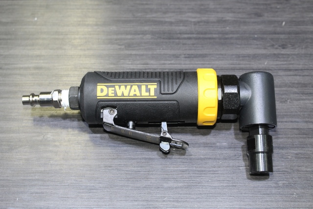 Meuleuse a angle dewalt dwmt70782