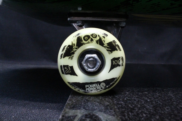 Planche a Roulette (Skatboard) Powell Peralta Winged Ripper - Image 3