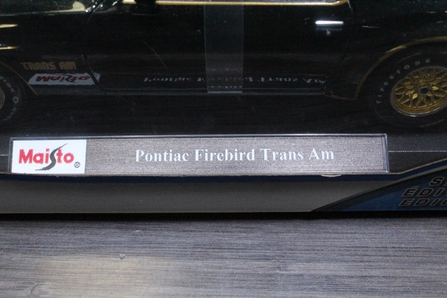 Pontiac Firebird Trans Am 1978 Die-cast 1:18 Maisto - Image 2