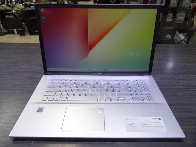 Portable + Ac Asus VivoBook 17.3 - Image 1