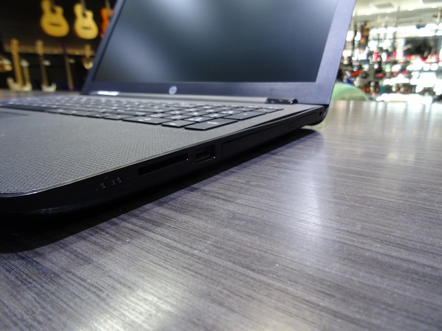 Portable HP Clavier Europeen Batterie a Changer 15-rb001nia - Image 3