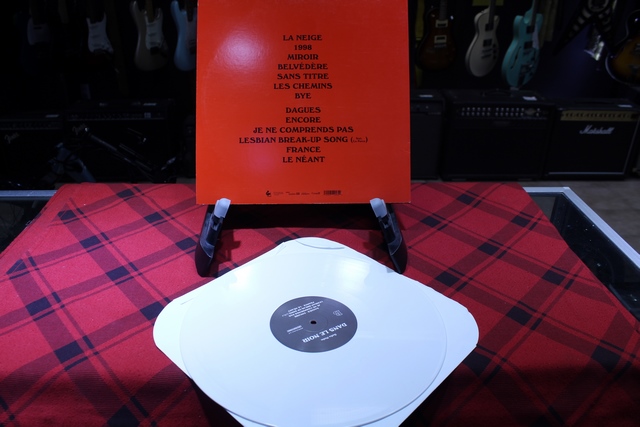 Safia Nolin dans le noir Vinyl Musique - Image 3