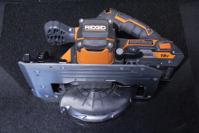 Scie Circulaire + batterie 4.0 Amp Rigid r8652 - Image 2