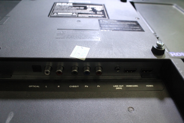Téléviseur RCA 43 pouce notc +roku (tc) rtu4300 - Image 3