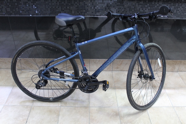 Vélo de Route (dérailleur pédalier avant 3eme plateau embraye pas) Diamondback Lachine 2 - Image 3