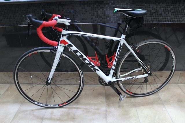 Vélo en Carbone LOOK 566 Shimano 105 - Image 1