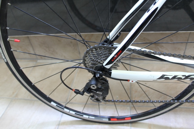 Vélo en Carbone LOOK 566 Shimano 105 - Image 2