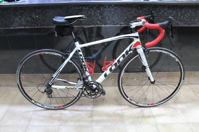 Velo en  carbone   (garage 529 = brdbvcy) LOOK 566 Shimano 105 - Image 4
