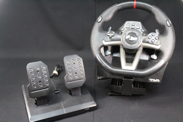 Volant et Pedale PS Xbox et Pc Hori Ps4-052