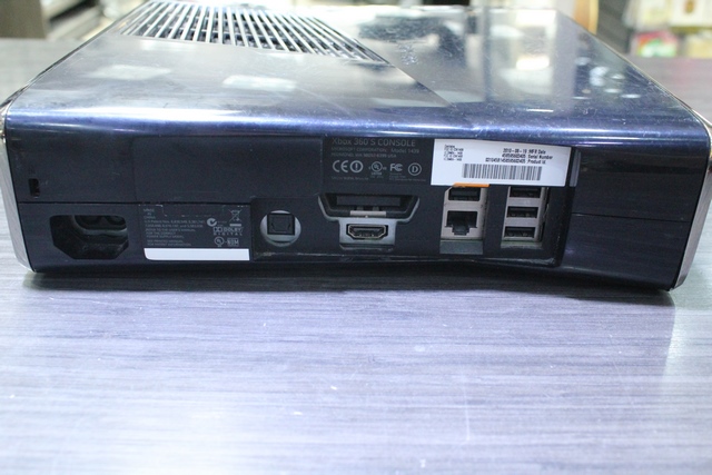 console xbox 360 (250 go) + acc MICROSOFT 1439 - Image 2
