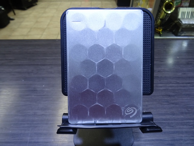 disque dur externe 2tb seagate 1x3ap2-500 - Image 1