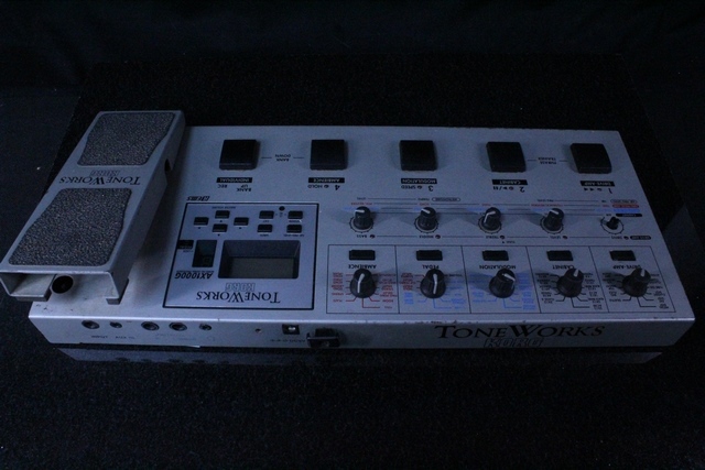 pedale multi effect +ac korg Toneworks ax1000 - Image 2