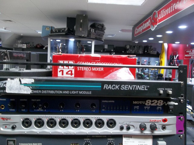 rack sentinel lumiere peavey loc17 - Image 1
